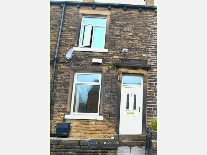 2 Bedroom Terraced House To Rent In Cheltenham Place, Halifax, HX3