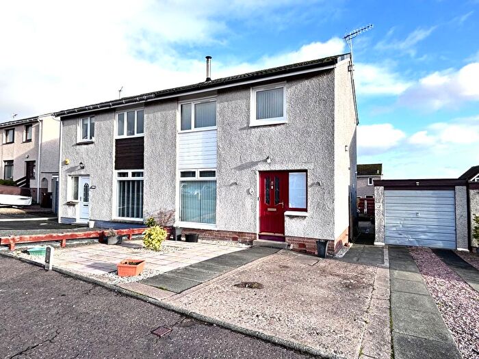 3 Bedroom Semi-Detached House For Sale In Hill Grove, Comrie, Dunfermline, KY12