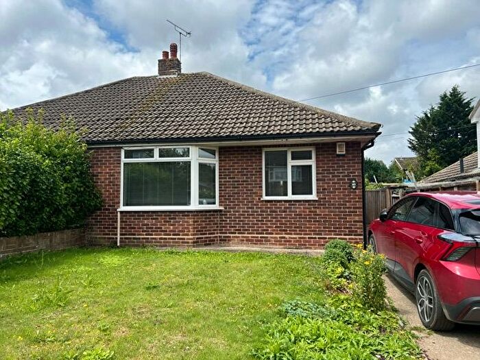 2 Bedroom Property To Rent In Whitehall Gardens, Canterbury, CT2