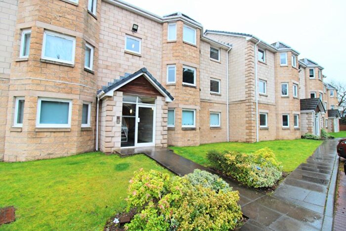 2 Bedroom Flat To Rent In Warren Road, Hamilton, ML3