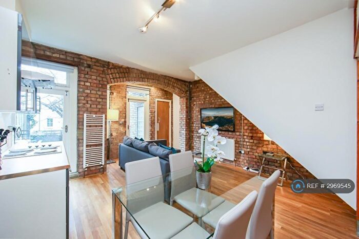 2 Bedroom Flat To Rent In Archway Road, London, N6