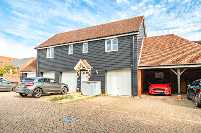 2 Bedroom Detached House For Sale In Starlings Roost, Bracknell, Berkshire, RG12