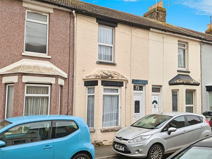 3 Bedroom Terraced House For Sale In Jefferson Road, Sheerness, Kent, ME12