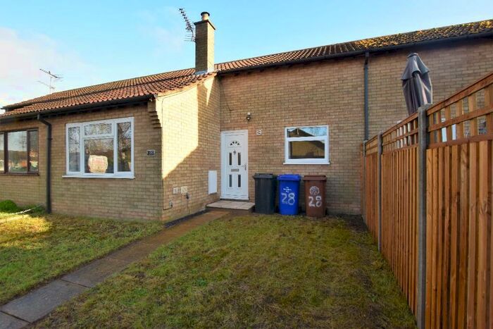 2 Bedroom Terraced House To Rent In Gorse Close, IP27