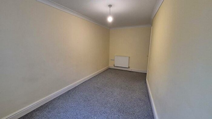 3 Bedroom Town House To Rent In Market Street, Haverfordwest, SA61
