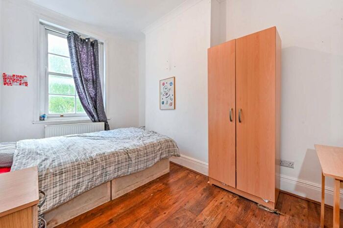 2 Bedroom Flat For Sale In Pratt Street, Camden Town, London, NW1