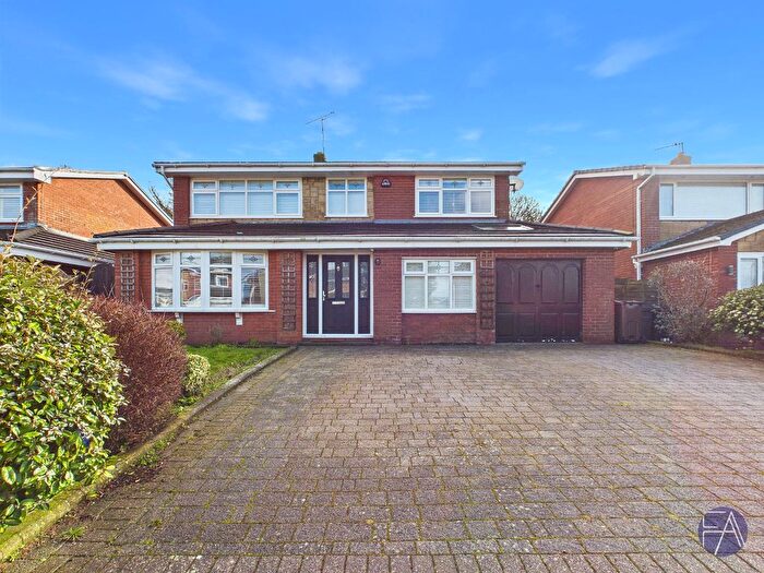 4 Bedroom Detached House For Sale In Stapleton Road, Formby, Merseyside, L37