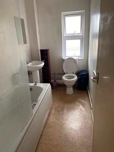 2 Bedroom Flat To Rent In Union Street, Dunstable, LU6