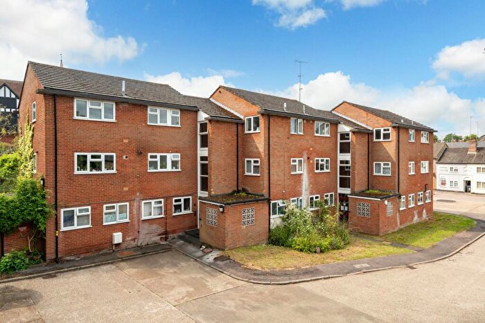 1 Bedroom Flat For Sale In Surrey Place, Tring, HP23