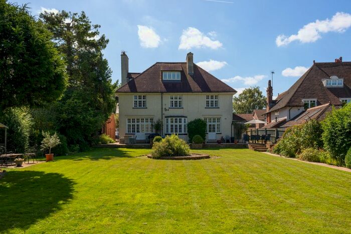 5 Bedroom Detached House For Sale In Burleigh Road, Charing, Ashford, TN27