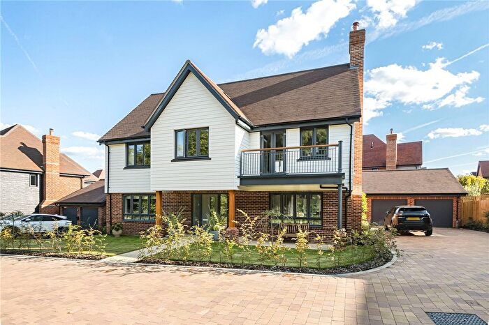 4 Bedroom Detached House For Sale In Daisy Mead, Pease Pottage, Crawley, West Sussex, RH11