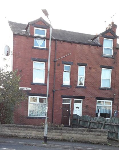 1 Bedroom Flat To Rent In C Barkly Road, Leeds, ., LS11
