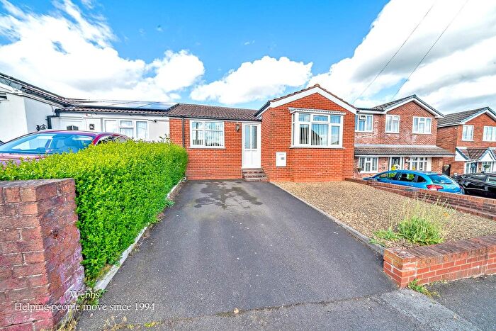 2 Bedroom Semi-detached Bungalow For Sale In Mount Street, Hednesford, Cannock, WS12