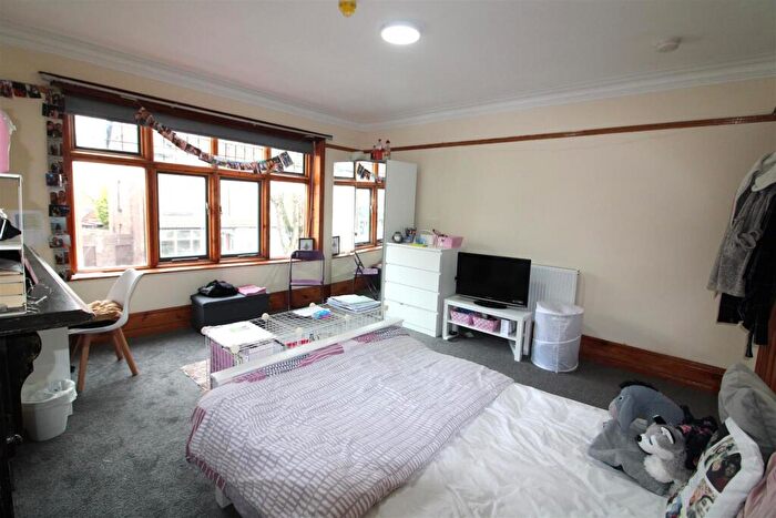 5 Bedroom House To Rent In Trent Boulevard, West Bridgford, Nottingham, NG2