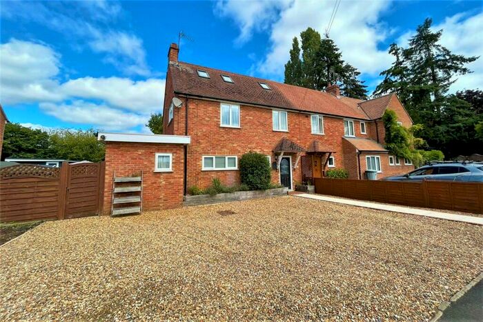 5 Bedroom Semi-Detached House For Sale In Westwood Lane, Normandy, Surrey, GU3