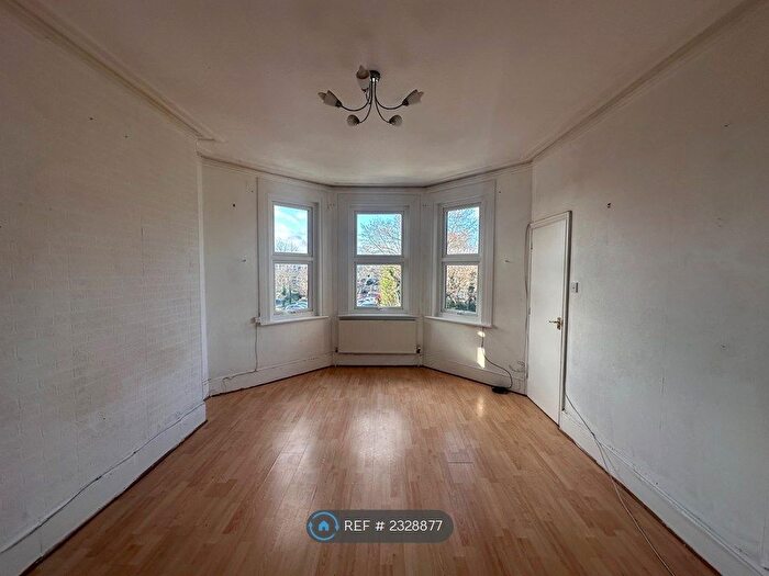 1 Bedroom Flat To Rent In Footscray Road, London, SE9