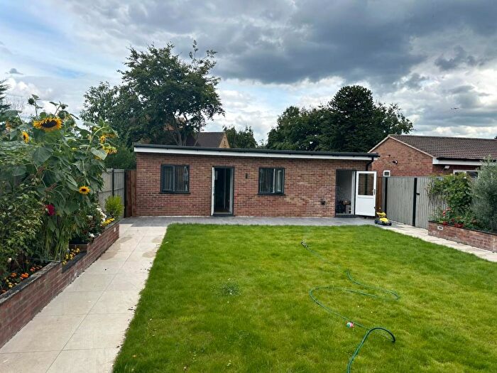 Flat To Rent In Slough, Berkshire, SL3