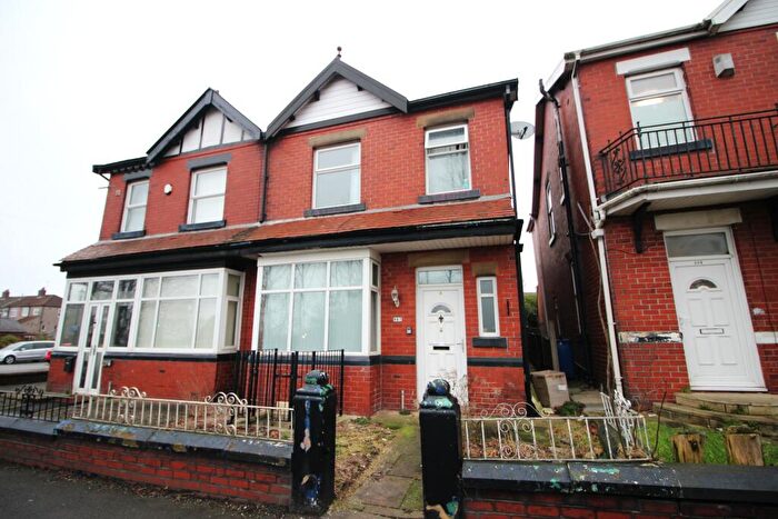 1 Bedroom House Of Multiple Occupation To Rent In Rochdale Old Road, Bury, BL9