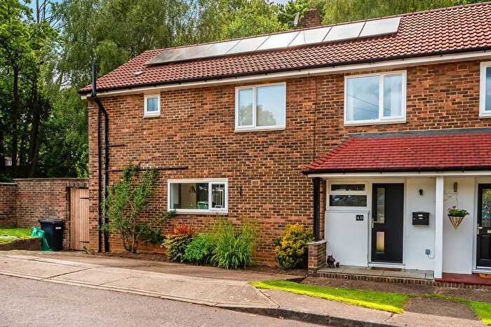 4 Bedroom Semi-Detached House For Sale In Fort Road, Halstead, Sevenoaks, TN14