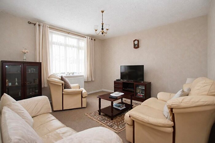 2 Bedroom Terraced House For Sale In Dacre Gardens, Borehamwood, WD6