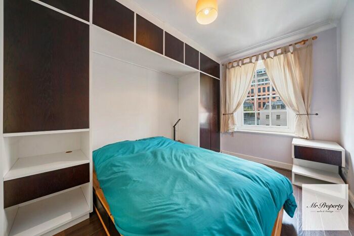 2 Bedroom Flat To Rent In Spital Square, London, E1