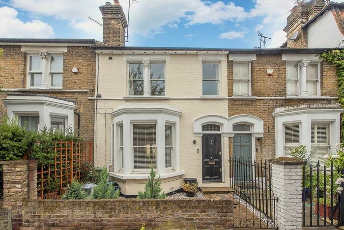 4 Bedroom Terraced House To Rent In Halford Road, Richmond, TW10