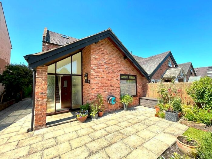3 Bedroom Property To Rent In Barnhill, Broxton, Chester, CH3