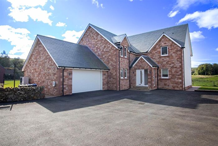 4 Bedroom Detached House For Sale In Woodlea, Eckford, Kelso, TD5