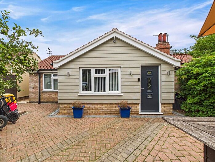 3 Bedroom Bungalow For Sale In Seven Cottages Lane, Rushmere St. Andrew, Ipswich, Suffolk, IP5