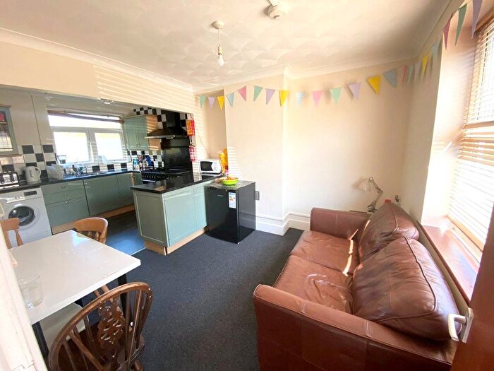 4 Bedroom Terraced House To Rent In Chailey Road, Brighton, BN1