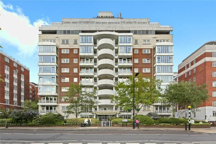 3 Bedroom Flat To Rent In Abbey Road, St John's Wood, NW8