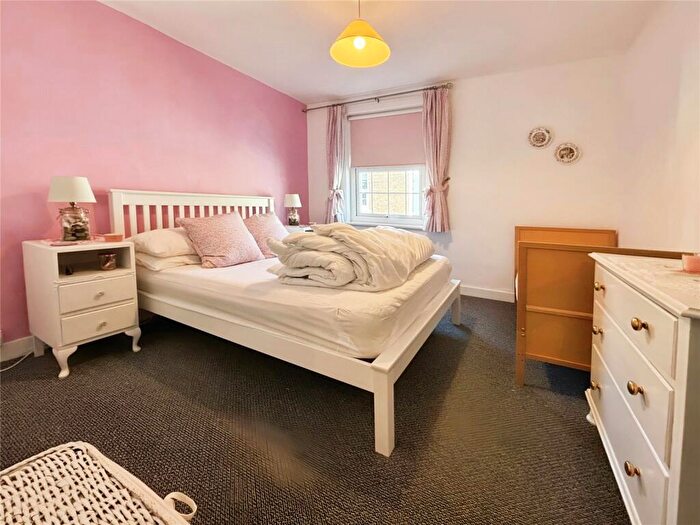 2 Bedroom End Of Terrace House To Rent In Nelson Street, Deal, Kent, CT14