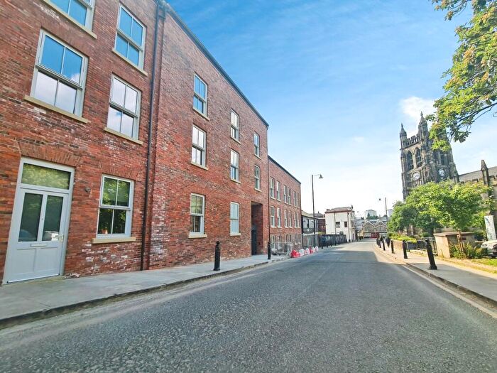 2 Bedroom Flat To Rent In St Marys Gate, Churchgate, Stockport, SK1