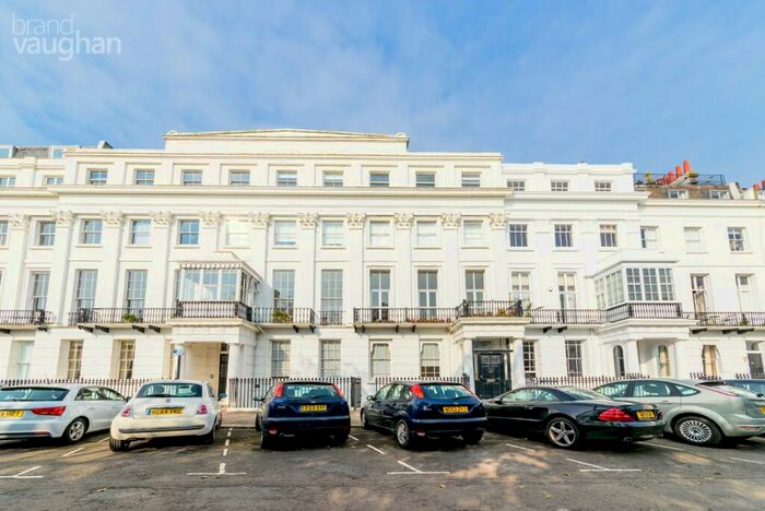 Flat To Rent In Sussex Square, Brighton, BN2
