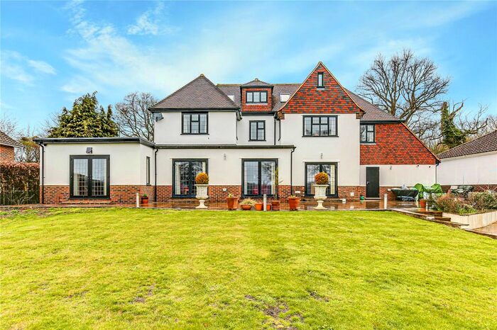 5 Bedroom Detached House For Sale In Beechwood Lane, Warlingham, Surrey, CR6