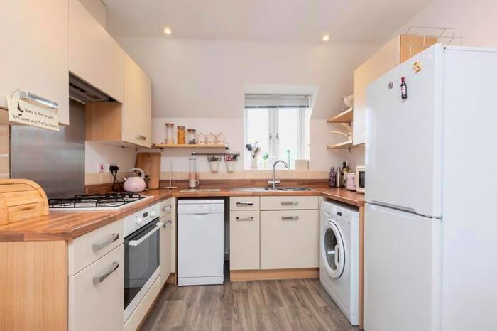 2 Bedroom Flat For Sale In New Caravan Site, Salisbury Road, Shaftesbury, SP7