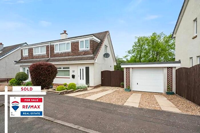 3 Bedroom Semi-Detached House For Sale In Westmuir Road, West Calder, EH55