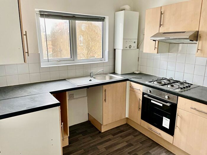2 Bedroom Flat To Rent In Seaview Road, Shoeburyness, SS3
