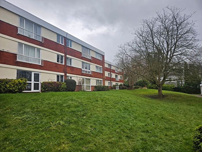 2 Bedroom Flat To Rent In Apt Michael Court, Bristol Road, B5