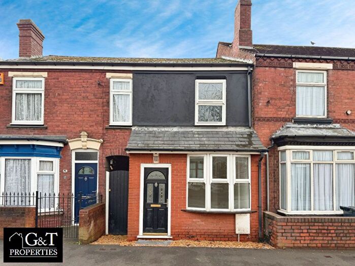 3 Bedroom Terraced House For Sale In Bank Street, Brierley Hill, DY5