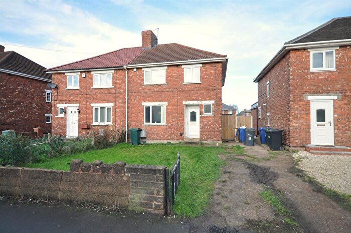 3 Bedroom Semi Detached House For Sale In Park Road, Moorends, Doncaster, DN8