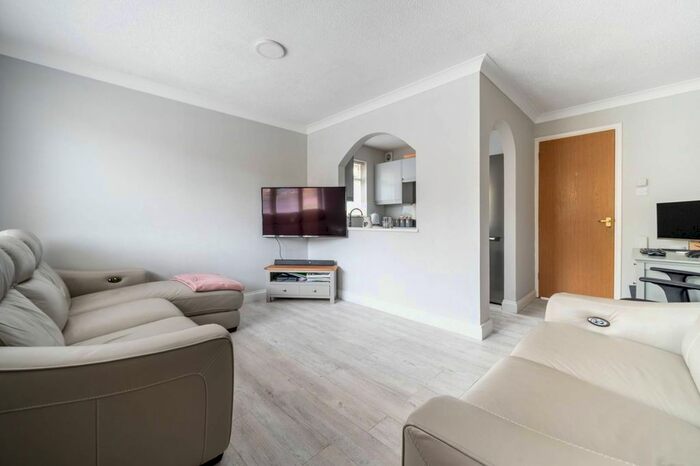 1 Bedroom Maisonette To Rent In Cotts Wood Drive, Burpham GU4, Burpham, Guildford,