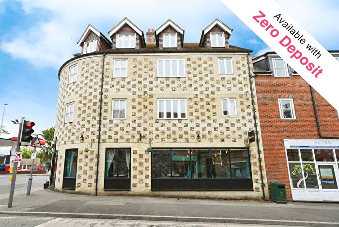 2 Bedroom Property To Rent In Stonehenge Walk, Amesbury, Salisbury, SP4