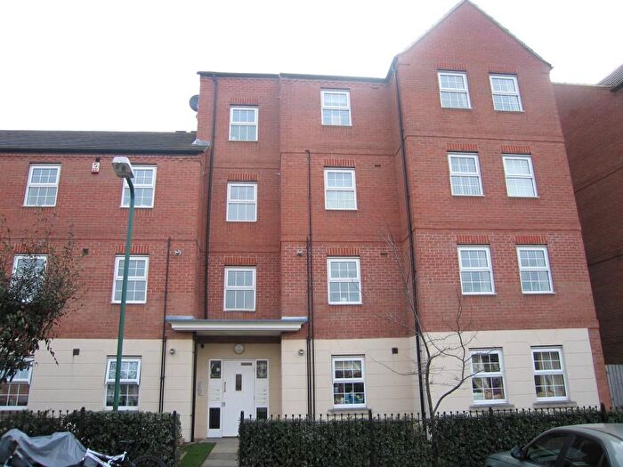 3 Bedroom Flat For Sale In Barley Mews, Peterborough, PE2