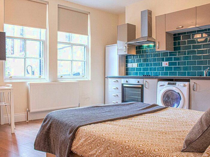 Studio To Rent In Clarendon Road, Leeds, West Yorkshire, LS2