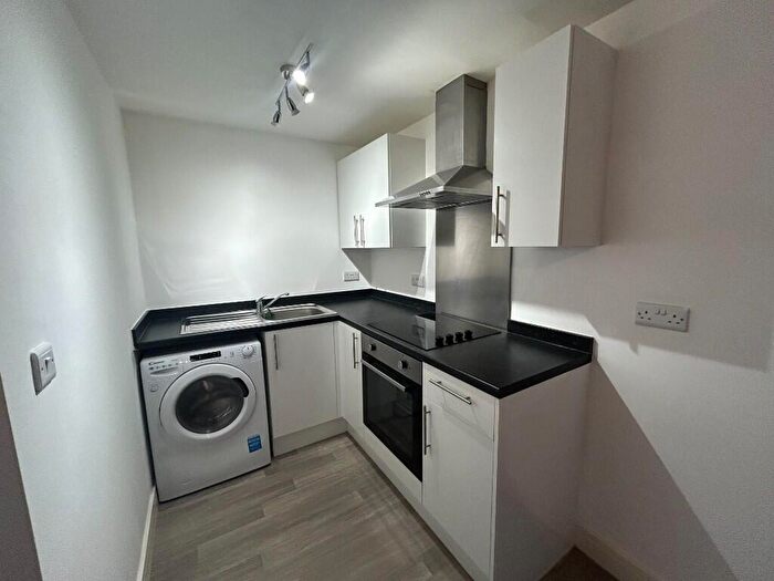 1 Bedroom Apartment To Rent In Millbeck House, Oakdale Road, Nottingham, Nottinghamshire, NG5