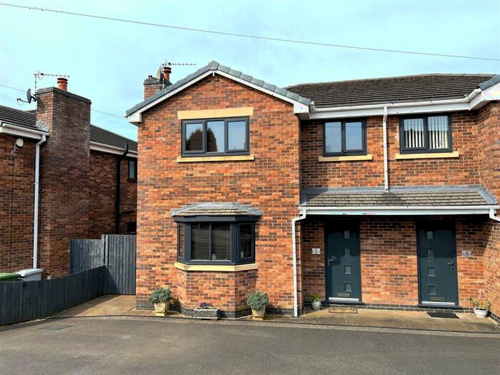 3 Bedroom Semi-Detached House For Sale In Mount Pleasant Road, Scholar Green, Stoke-On-Trent, ST7