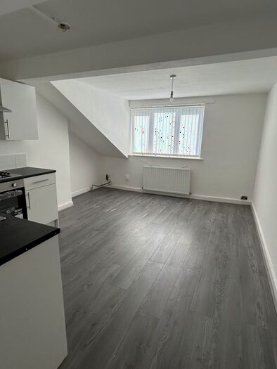 2 Bedroom Flat To Rent In Windsor Road, Tuebrook, Liverpool, L13