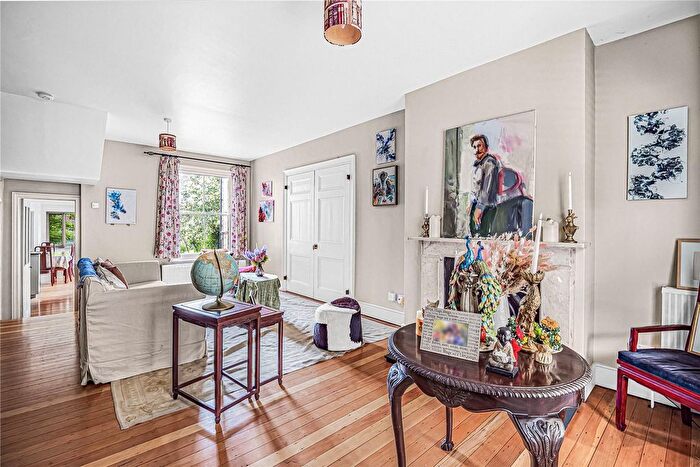 2 Bedroom End Of Terrace House To Rent In Banyard Road, London, SE16