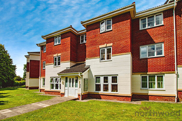 2 Bedroom Flat To Rent In School Lane, Sandbach, CW11